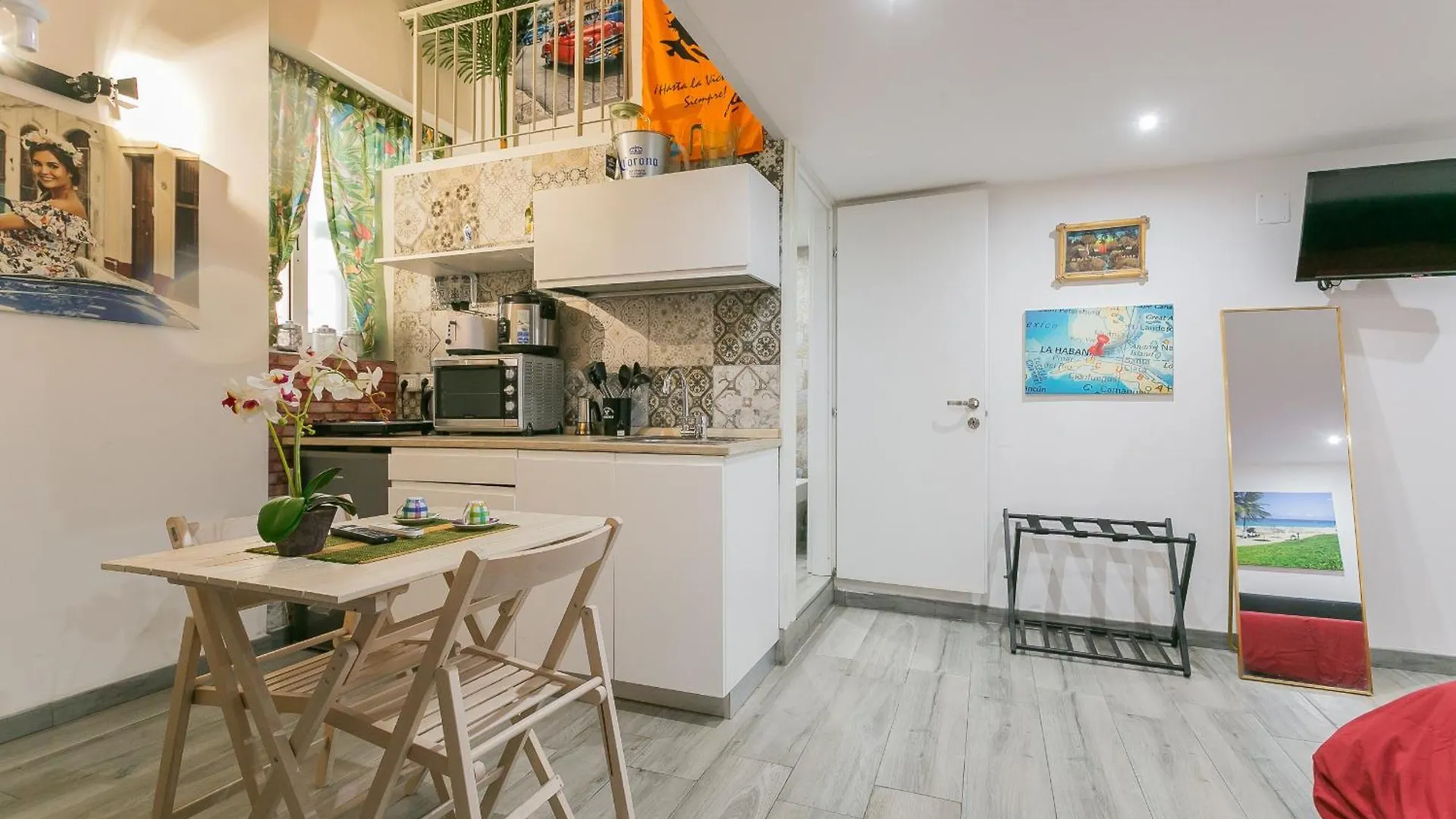 Little Havana Apartment By Wonderful Italy Bari Italië